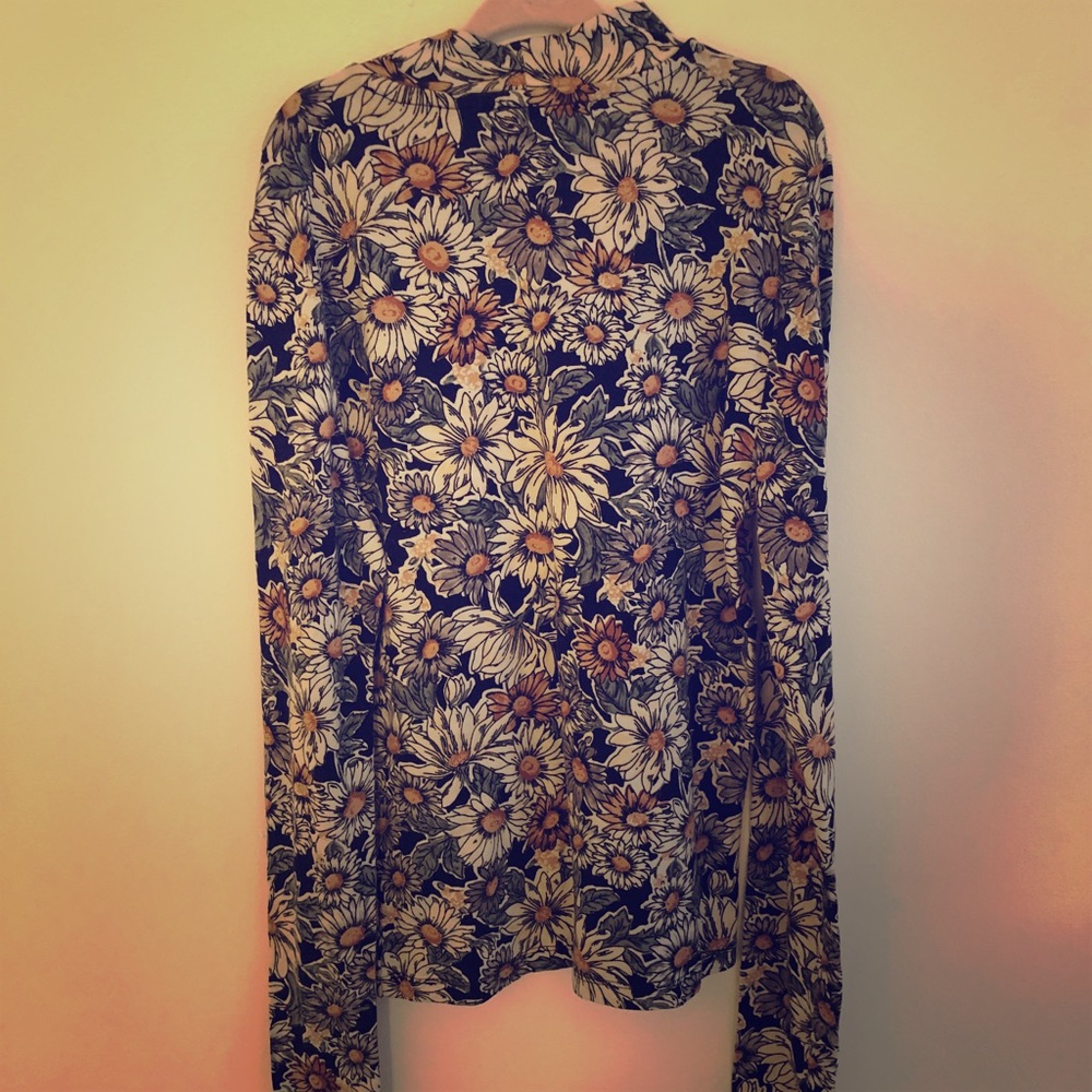 Floral Long sleeve top